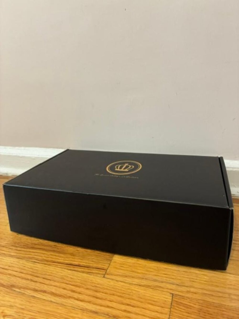 lauren ashtyn- BOX ONLY